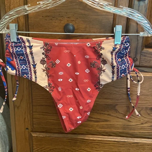 3 NWT Cupshe size M bathing suits - Picture 12 of 13